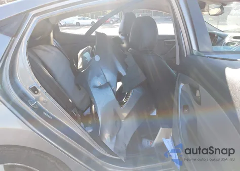 2012 Hyundai Elantra Gls (Ulsan Plant) z USA, uszkodzony, nr VIN KMHDH4AE8CU345930